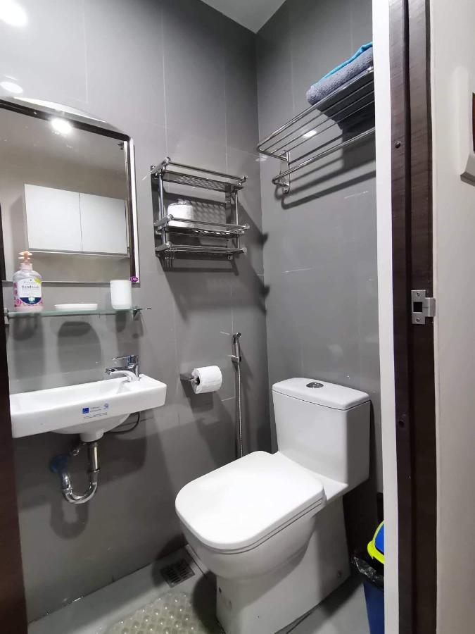 Fully Furnished Studio With Balcony In Air Residences Makati Philippines Маніла Екстер'єр фото